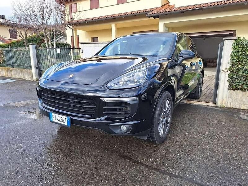 Usata Porsche Cayenne Platinum Edition 250 CV (183 kW) 2017 SUV