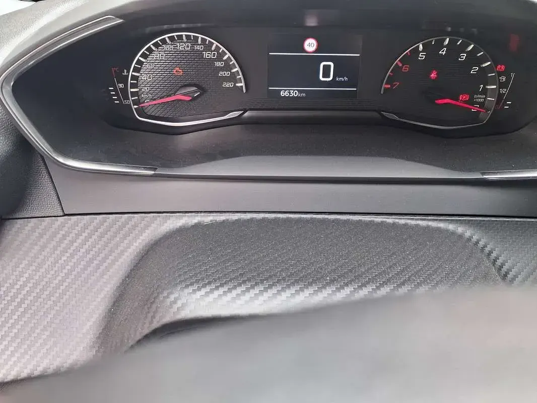 Usata Peugeot 208 Style 75 CV (55 kW) 2024 Utilitaria