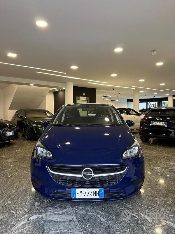 Usata Opel Corsa 90 CV (66 kW) 2018 Blu Utilitaria