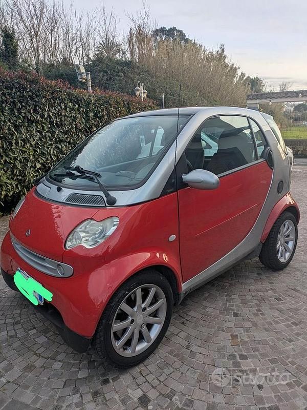 Begagnad Smart ForTwo Coupé Passion 61 HK (44 kW) 2004 Röd Sportkupé