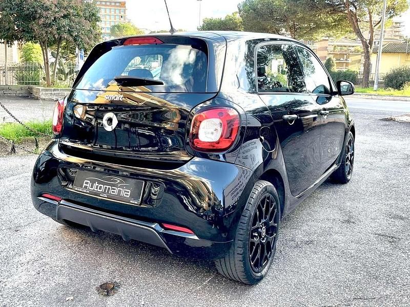 Usata Smart ForFour Superpassion 71 CV (52 kW) 2019 Nero Utilitaria