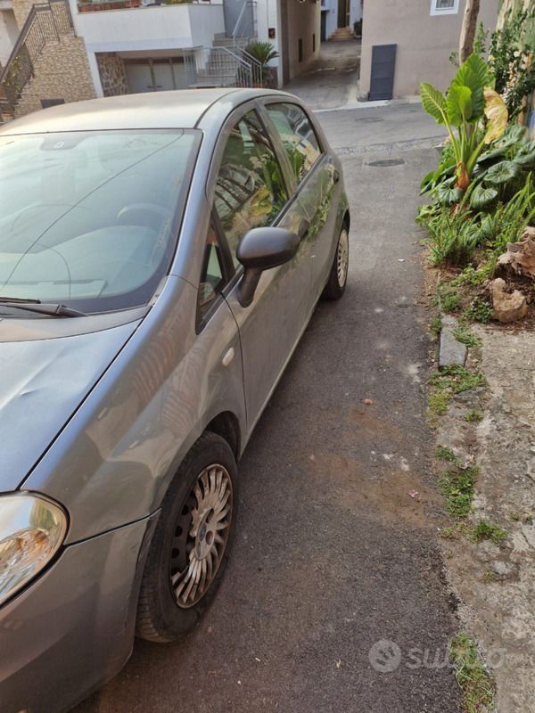 Usata Fiat Punto 60 CV (44 kW) 2007 Grigio Utilitaria