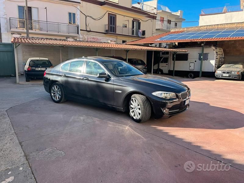 Usata BMW 530 245 CV (180 kW) 2010 Nero Berlina