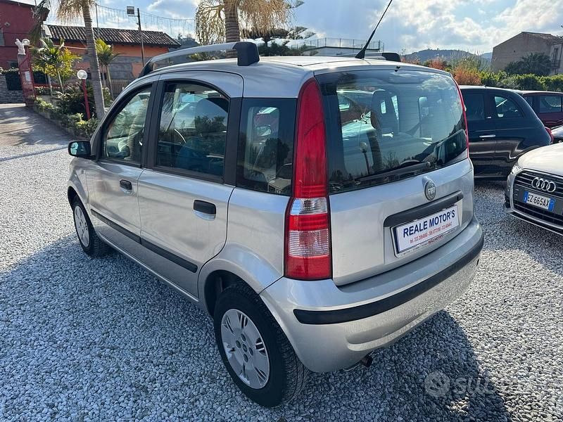 Usata Fiat Panda 70 CV (51 kW) 2005 Utilitaria