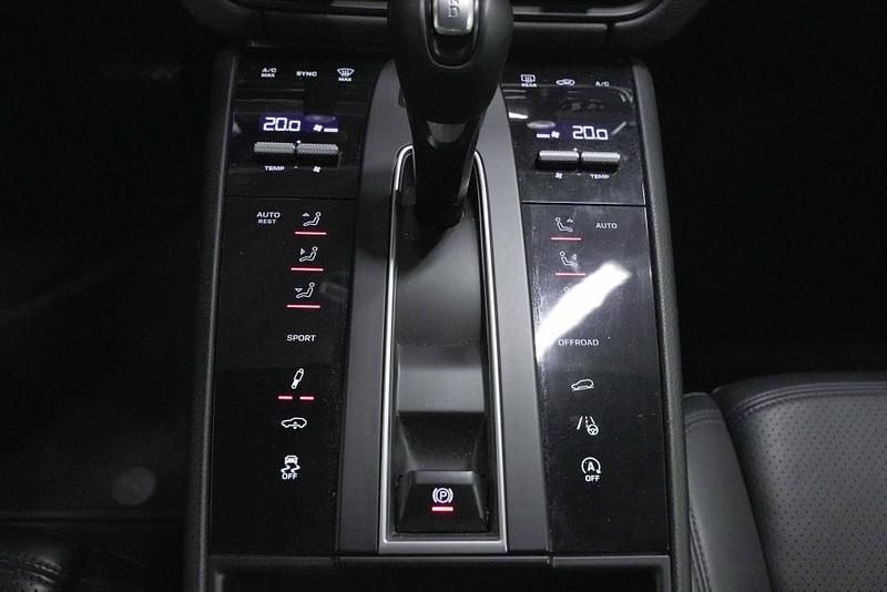 Usata Porsche Macan 265 CV (194 kW) 2022 Nero SUV