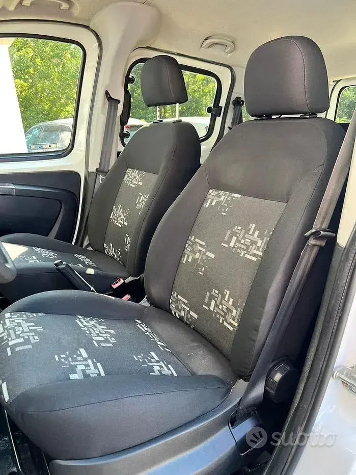 Usata Fiat Qubo Trekking 75 CV (55 kW) 2015 Bianco Monovolume