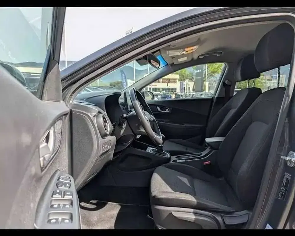 Usata Hyundai Kona 136 CV (100 kW) 2021 Grigio SUV