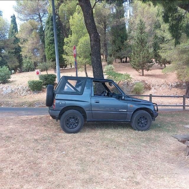 Usata Suzuki Vitara 75 CV (55 kW) 1991 Grigio Cabrio