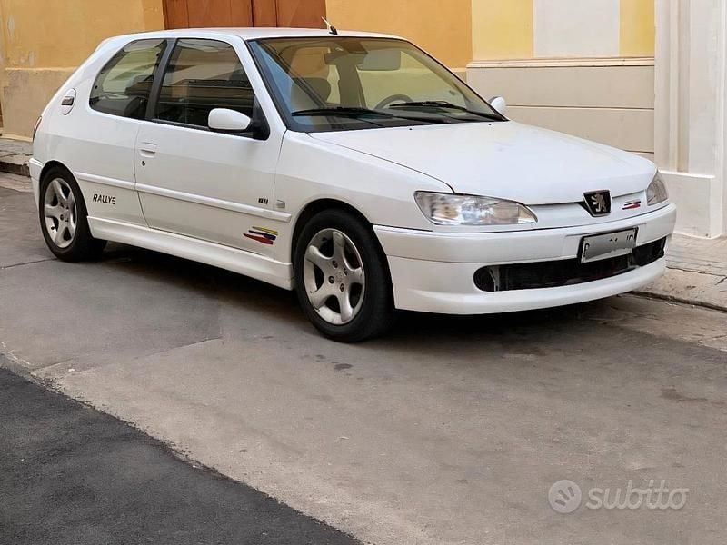 Usata Peugeot 306 GTi 1998 Bianco Utilitaria