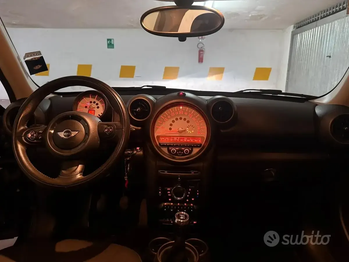 Usata Mini Countryman 111 CV (81 kW) 2011 SUV