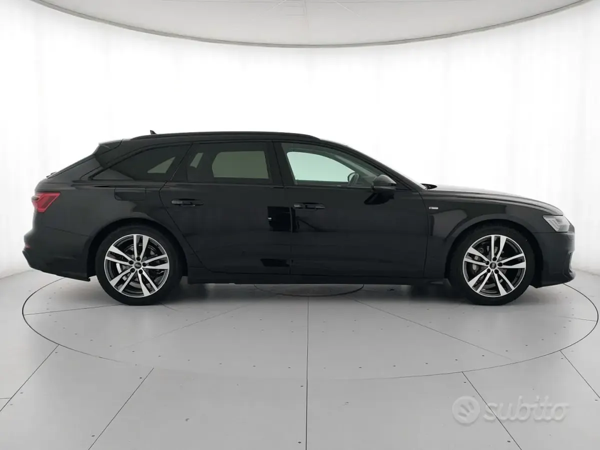 Usata Audi A6 S-Line 204 CV (150 kW) 2024 Nero mito metallizzato Station wagon