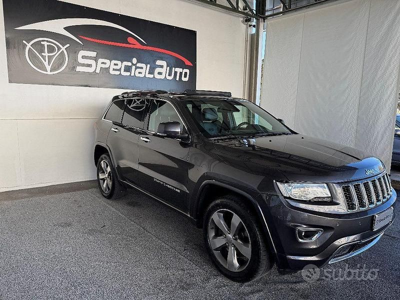 Usata Jeep Grand Cherokee Overland 250 CV (183 kW) 2015 Grigio scuro SUV