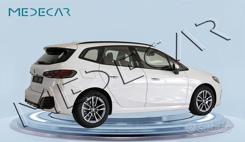 Nuova BMW 218 Active Tourer 2025 Bianco Monovolume