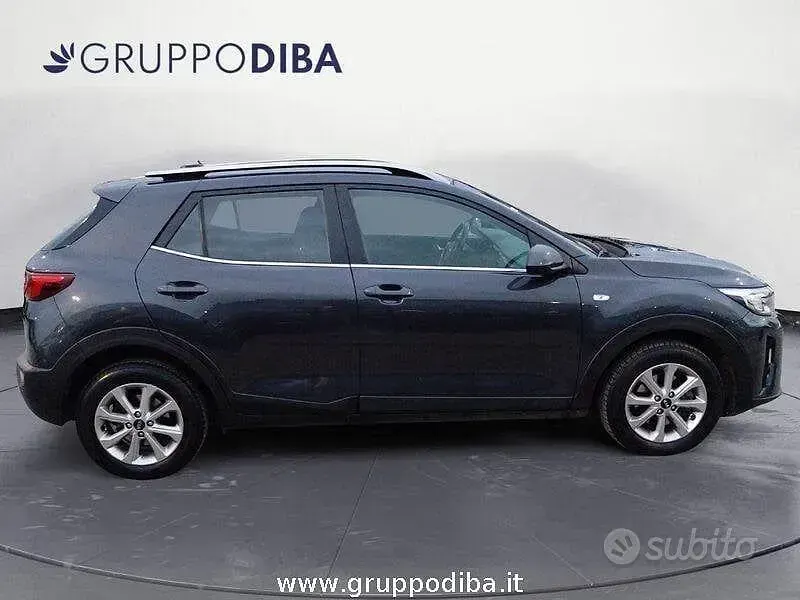 Usata Kia Stonic 110 CV (80 kW) 2018 Grigio SUV