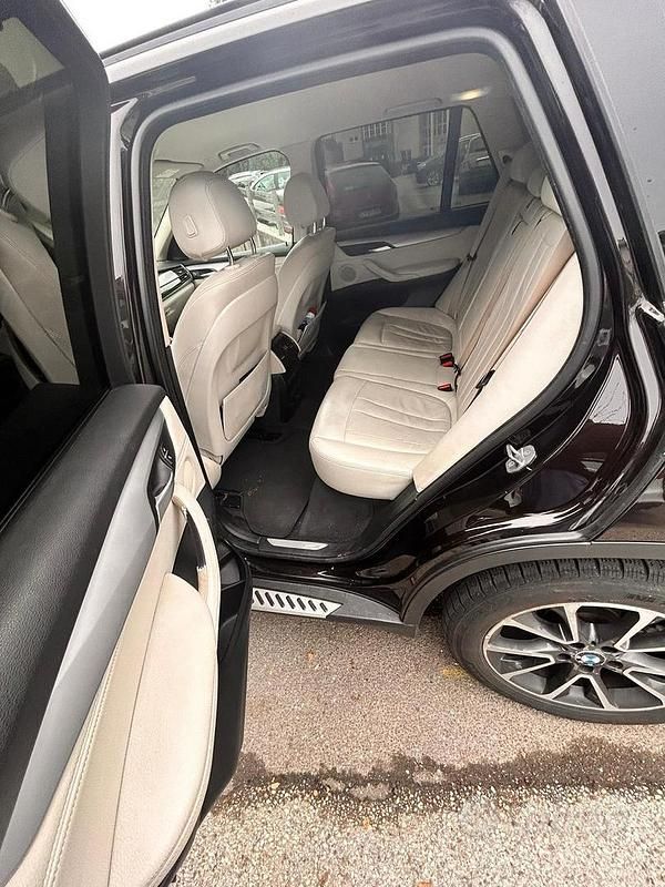 Usata BMW X5 Luxury Line 218 CV (160 kW) 2015 Nero SUV