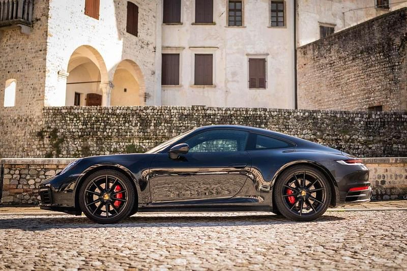 Usata Porsche 911 Carrera 4S 450 CV (330 kW) 2019 Nero Coupé