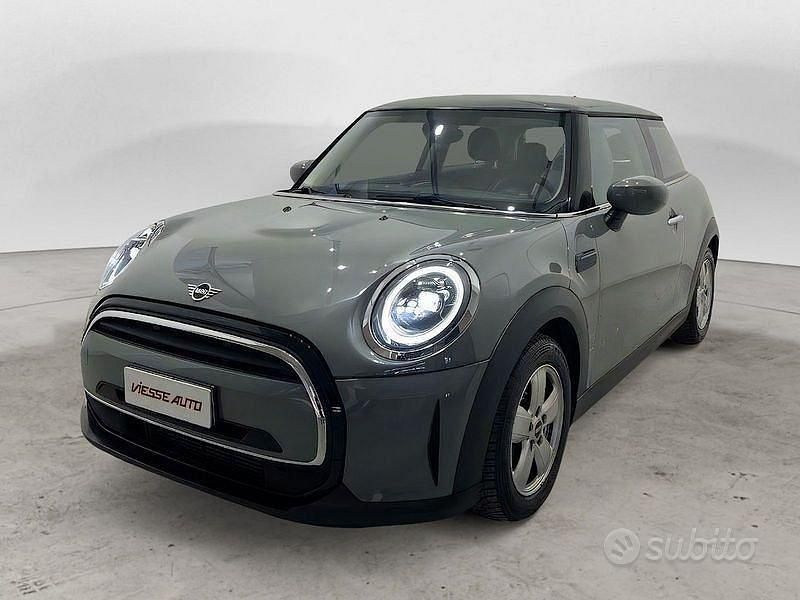 Usata Mini ONE Classic 75 CV (55 kW) 2021 Grigio Utilitaria