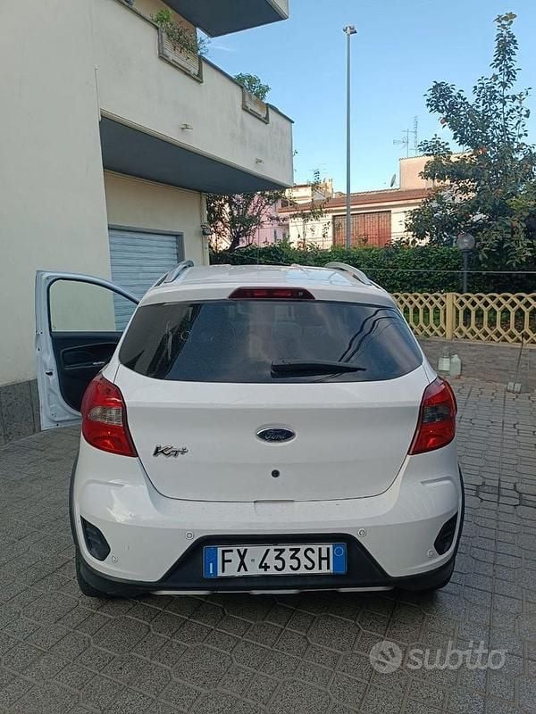 Usata Ford Ka Plus Active 86 CV (63 kW) 2019 Bianco Utilitaria