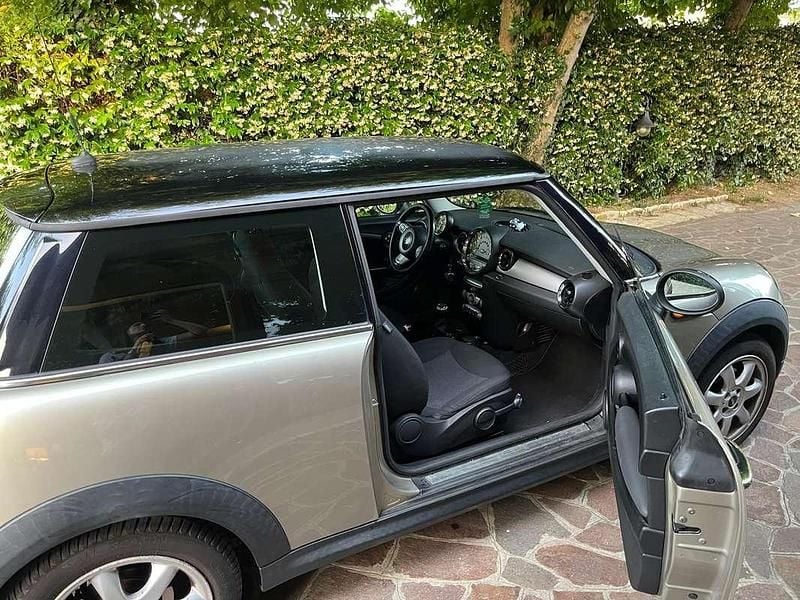 Usata Mini ONE 95 CV (69 kW) 2007 Bronzo Utilitaria