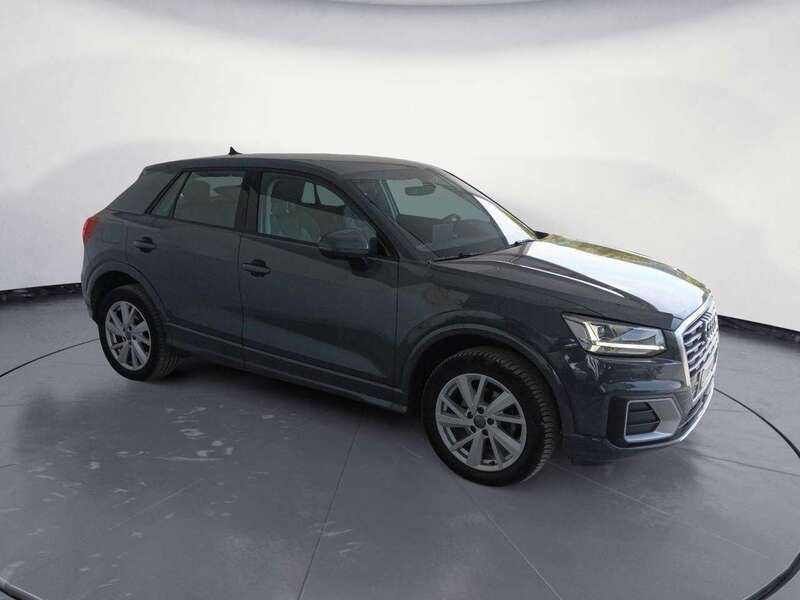 Usata Audi Q2 Admired 116 CV (85 kW) 2019 Grigio SUV