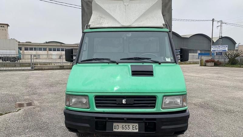 Usata Iveco Daily 74 CV (54 kW) 1994 Verde Cabrio