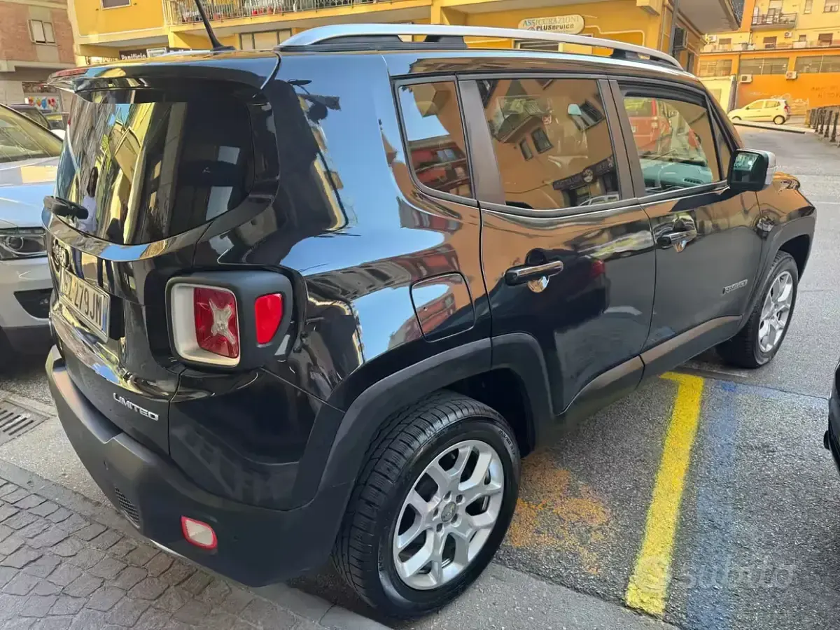 Usata Jeep Renegade 140 CV (102 kW) 2015 Nero SUV