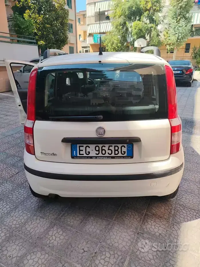 Usata Fiat Panda 69 CV (50 kW) 2011 Bianco Utilitaria