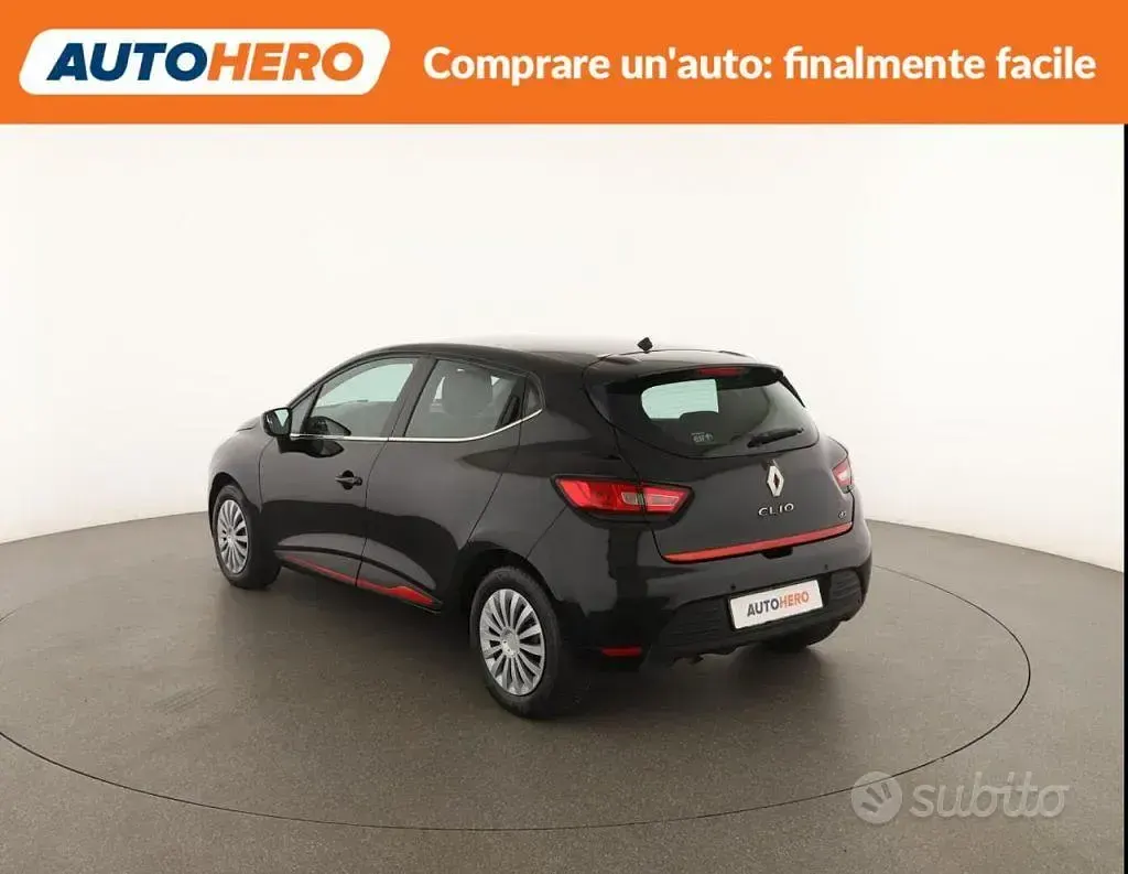Usata Renault Clio Zen 75 CV (55 kW) 2016 Nero Station wagon