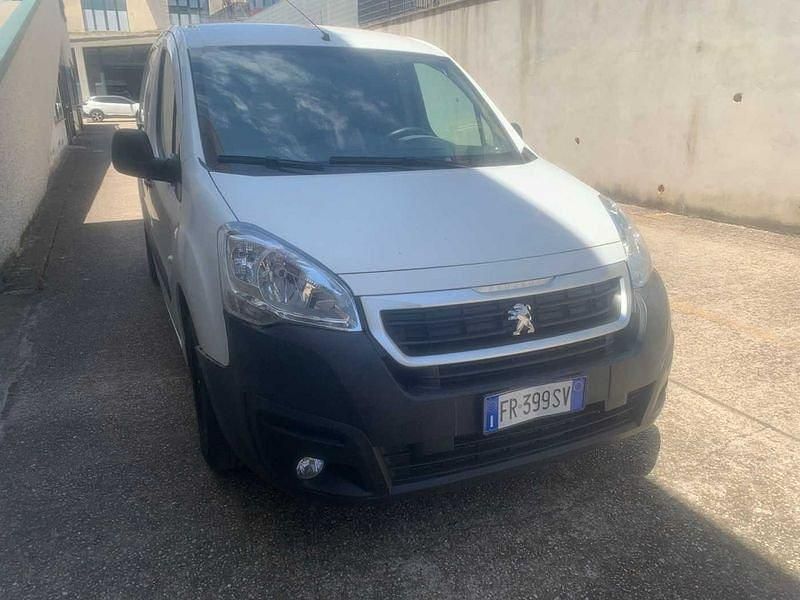 Usata Peugeot Partner Tepee Active 119 CV (87 kW) 2018 Bianco Monovolume