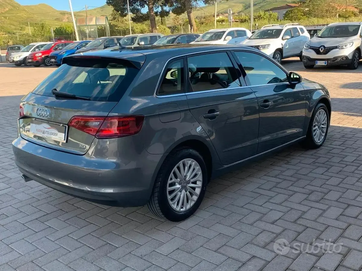 Usata Audi A3 Ambition 110 CV (80 kW) 2014 Grigio Berlina