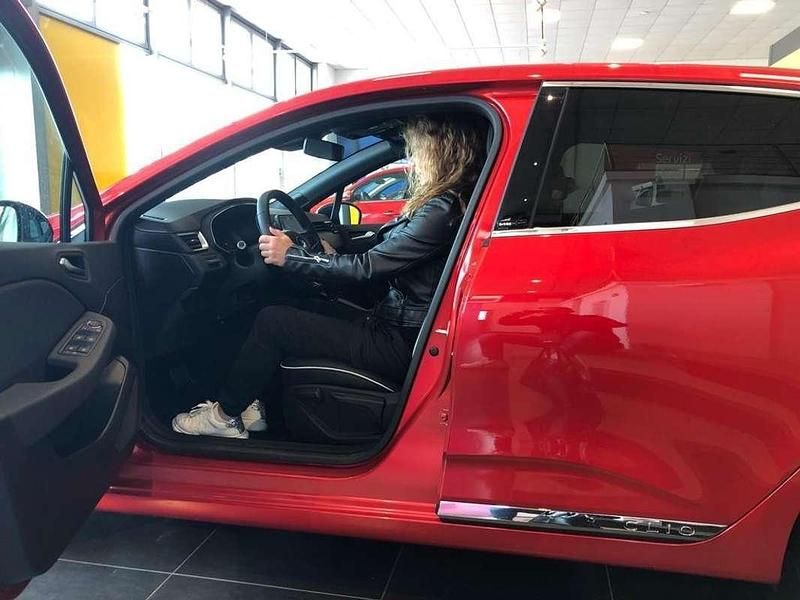 Usata Renault Clio V 91 CV (66 kW) 2023 Berlina