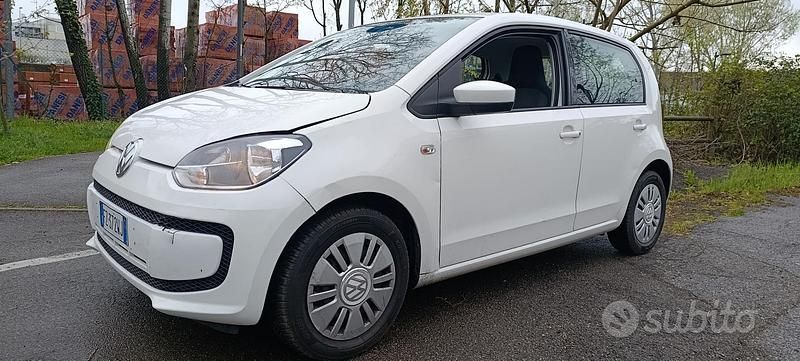 Usata VW up! Move 68 CV (50 kW) 2016 Bianco Utilitaria