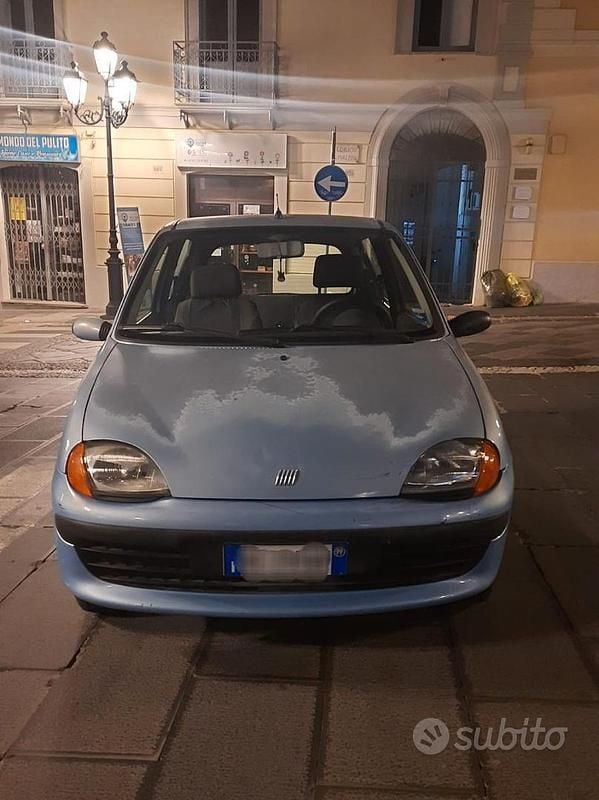 Blu Usata 1999 Fiat Seicento Due volumi | 2000 € (Buon prezzo) - Immagine 1/4