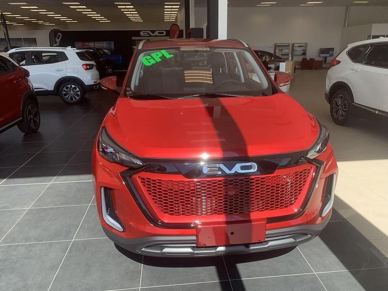 Usata EVO Evo 5 126 CV (92 kW) 2024 Rosso SUV