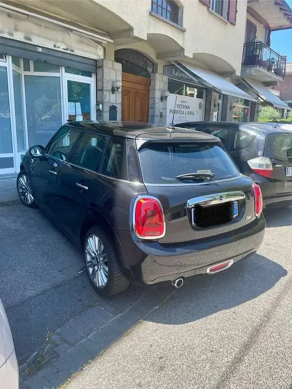 Usata Mini One D 95 CV (69 kW) 2017 Nero Utilitaria