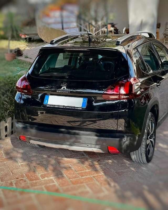 Usata Peugeot 2008 Allure 99 CV (72 kW) 2016 SUV