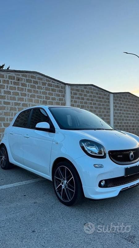 Usata Smart ForFour Brabus 109 CV (80 kW) 2018 Bianco Utilitaria