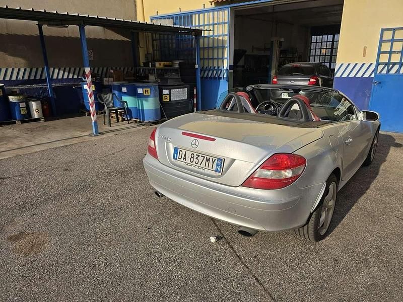 Usata Mercedes SLK200 163 CV (119 kW) 2006 Cabrio