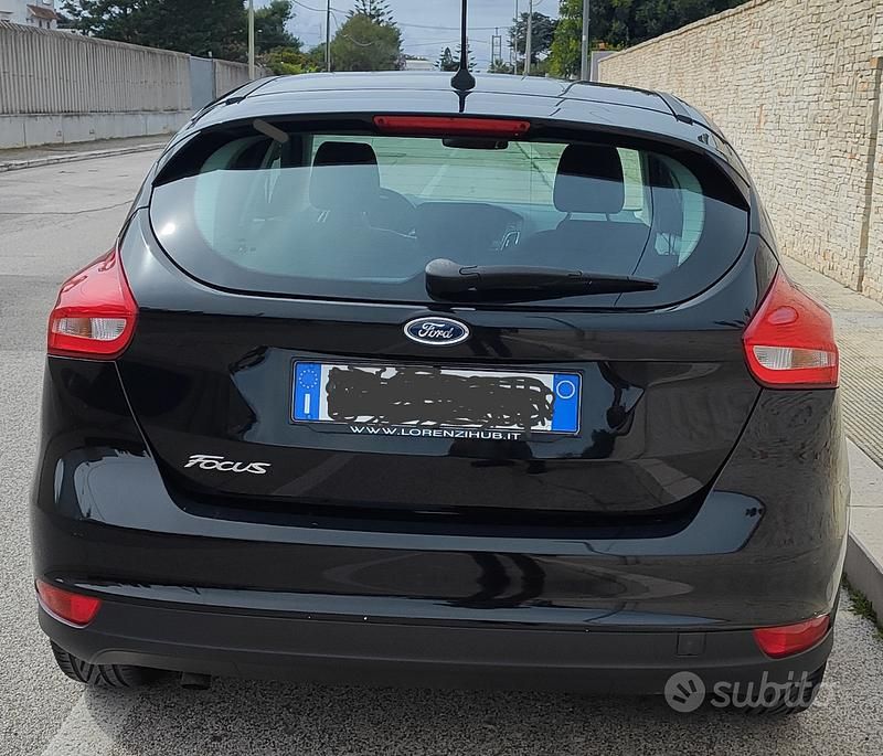 Usata Ford Focus Titanium 120 CV (88 kW) 2017 Nero Berlina