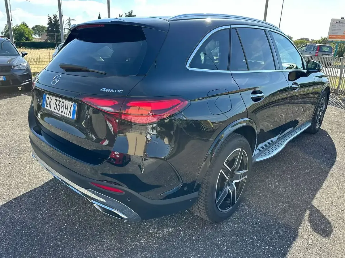 Usata Mercedes GLC220 AMG Line Premium Plus 197 CV (144 kW) 2022 Nero ossidiana metallizzato SUV