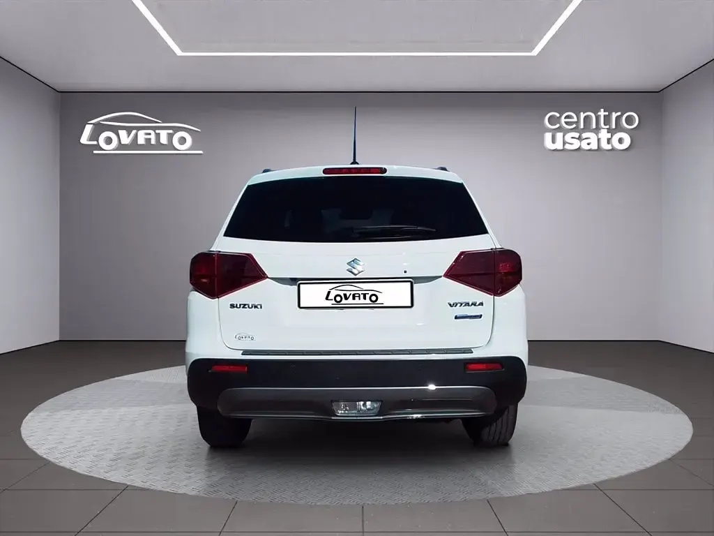 Usata Suzuki Vitara 129 CV (94 kW) 2023 Bianco SUV