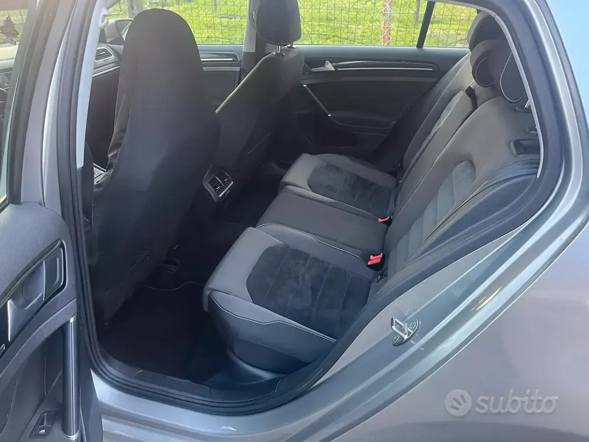 Usata VW Golf VII 110 CV (80 kW) 2014 Grigio Berlina