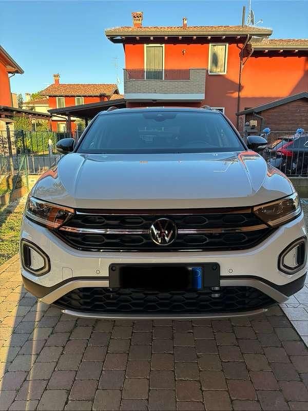 Usata VW T-Roc Business 116 CV (85 kW) 2023 SUV