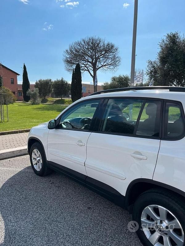 Usata VW Tiguan Track & Field 140 CV (102 kW) 2010 Bianco SUV