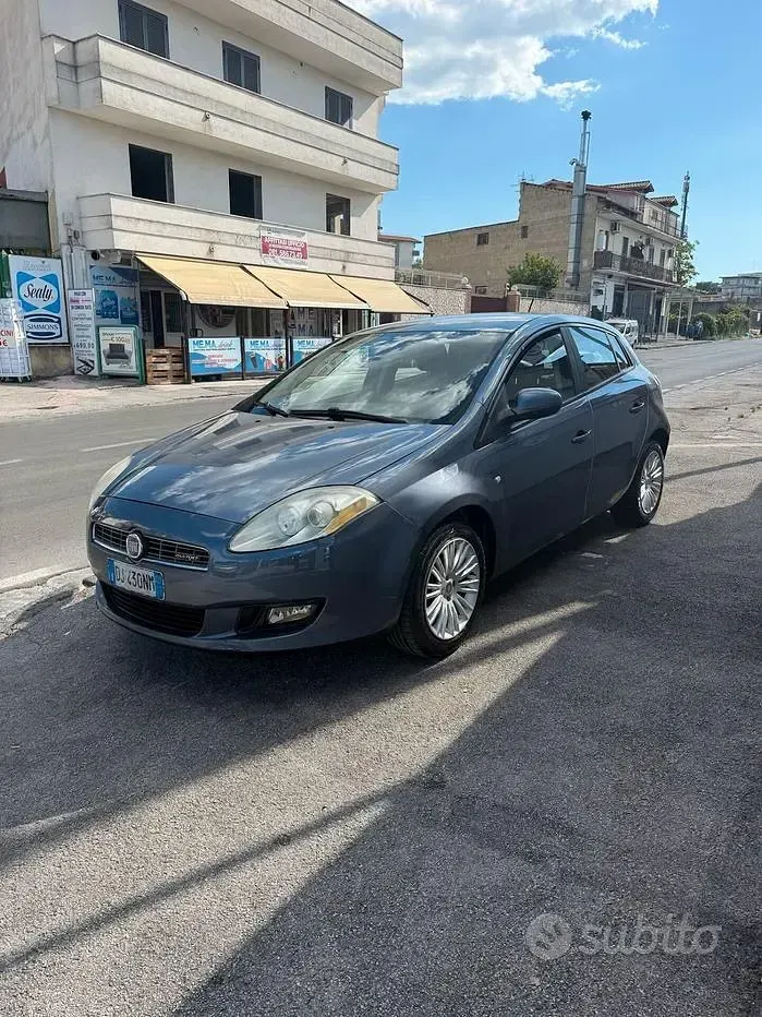 Usata Fiat Bravo Dynamic 120 CV (88 kW) 2007 Grigio Utilitaria