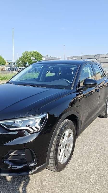 Usata Audi Q3 Ambiente 245 CV (180 kW) 2023 Nero SUV