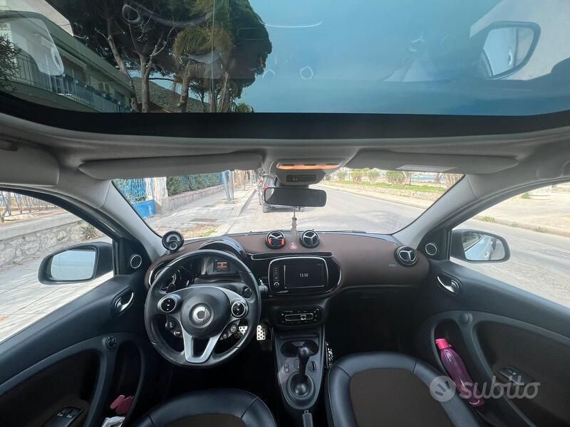 Usata Smart ForFour 90 CV (66 kW) 2019 Utilitaria