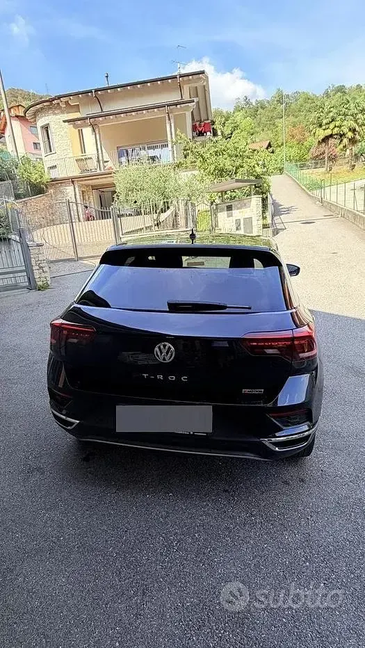 Usata VW T-Roc Advance 150 CV (110 kW) 2019 Nero SUV
