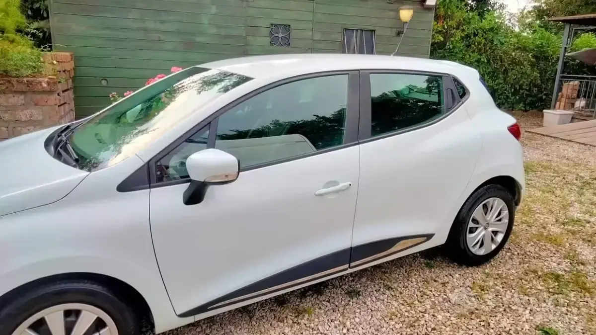 Usata Renault Clio IV 75 CV (55 kW) 2019 Bianco Berlina