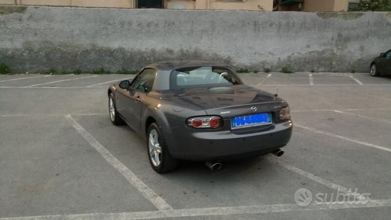 Usata Mazda MX5 126 CV (92 kW) 2007 Cabrio